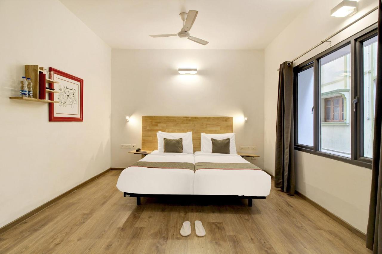 Oyo Townhouse 9 Hitech City Hyderabad Exterior photo
